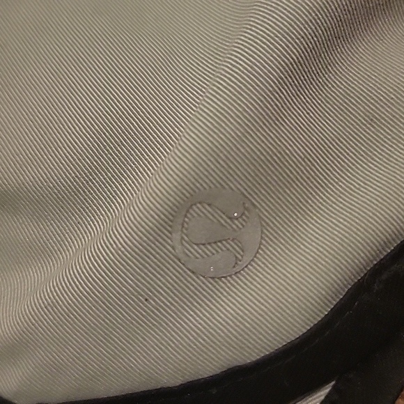 Lululemon Spring breakaway short - Picture 4 of 6